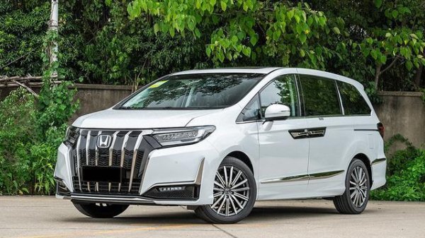 兴盛网  新款东风本田艾力绅实车，换装新前脸，7座，侧滑门，8月上市