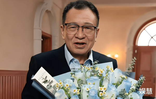 金瑞鼎盛 许绍雄仍在昏迷中, 大批港圈明星赶往医院, 吴卓羲祈祷吉人天相